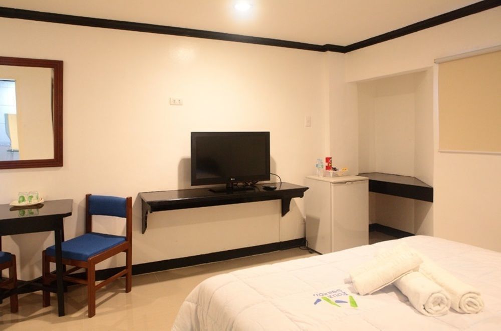 Vf Four Season Hotel อังเฮเลส ภายนอก รูปภาพ