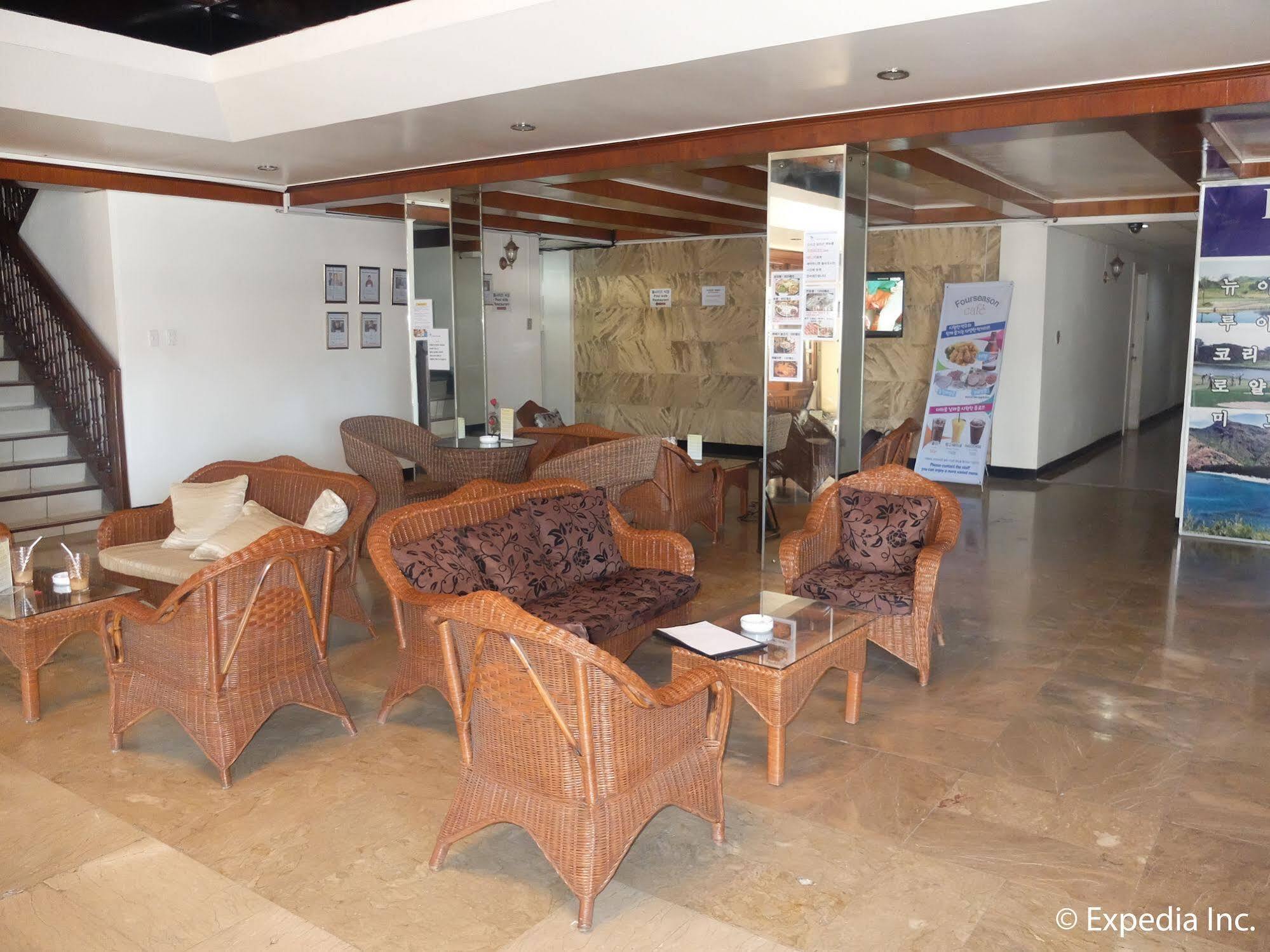 Vf Four Season Hotel อังเฮเลส ภายนอก รูปภาพ