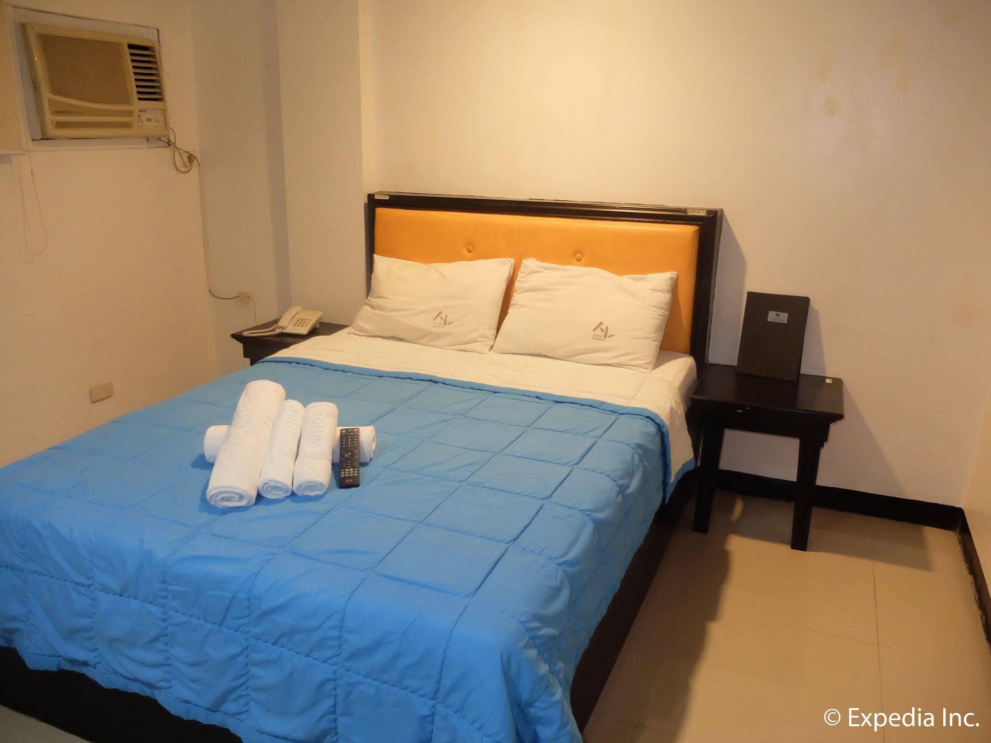 Vf Four Season Hotel อังเฮเลส ภายนอก รูปภาพ